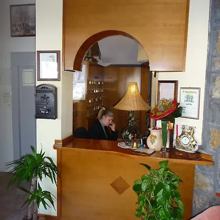 阿尔贝尔格德索乐酒店 3*